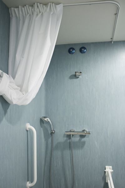 Senior Shower Installation in Hillsboro
