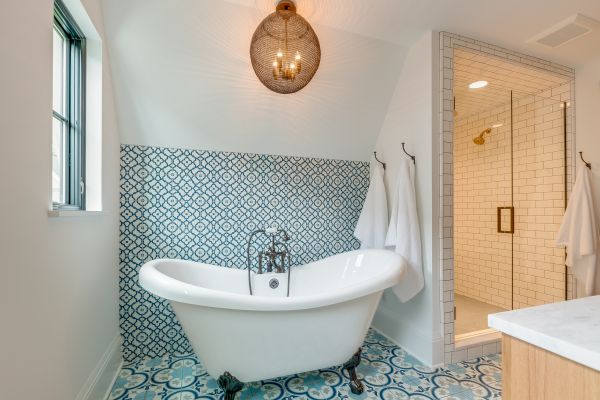 Clawfoot Tub Installation in Hillsboro